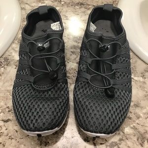 Aleader Adventure Tennis Shoes Size 7.5